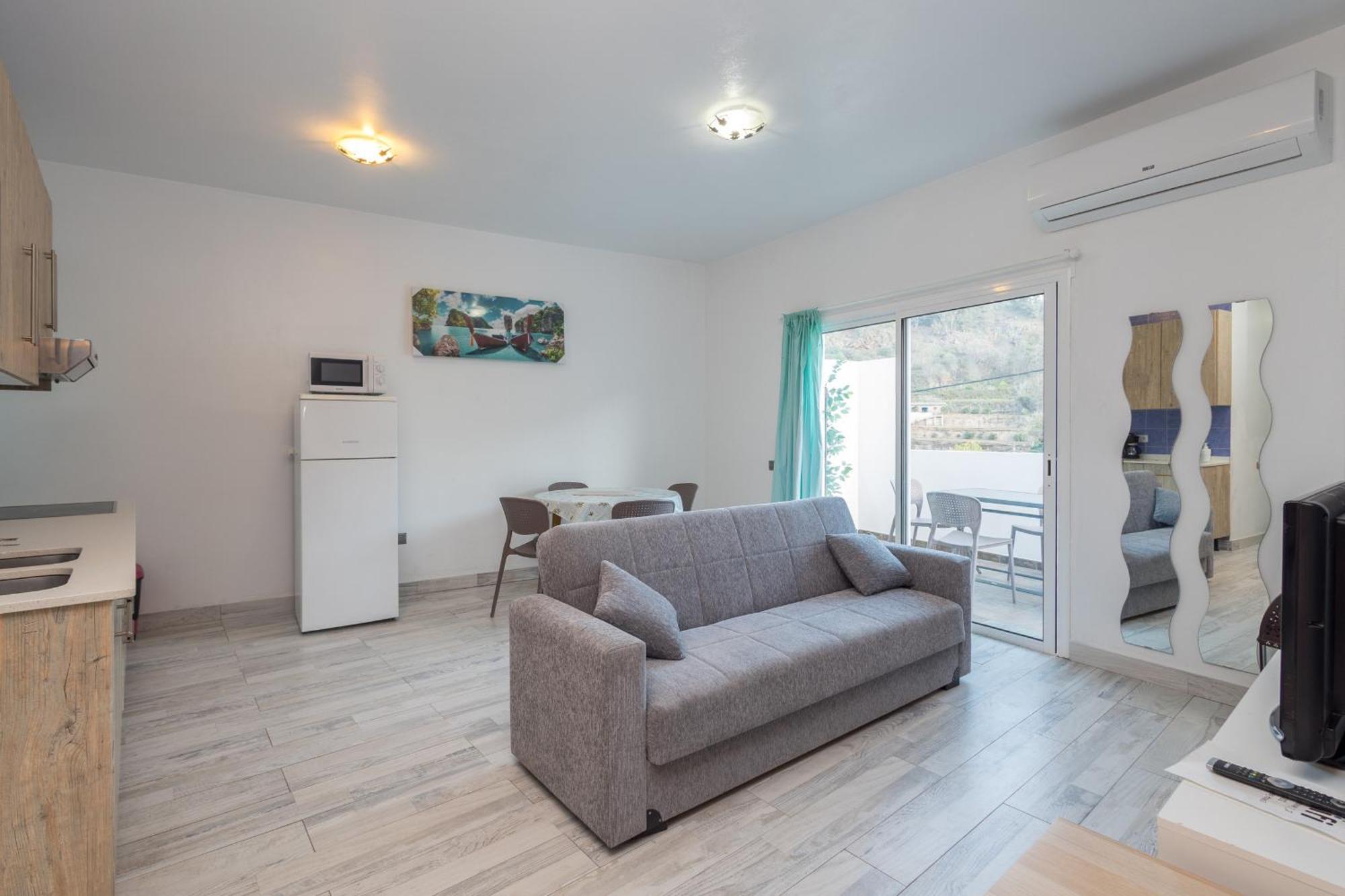 וגה דה סן מטאו Balcon De La Mina Suites - Aircon And Terrace With Views מראה חיצוני תמונה